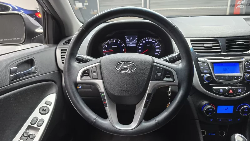 Hyundai Accent