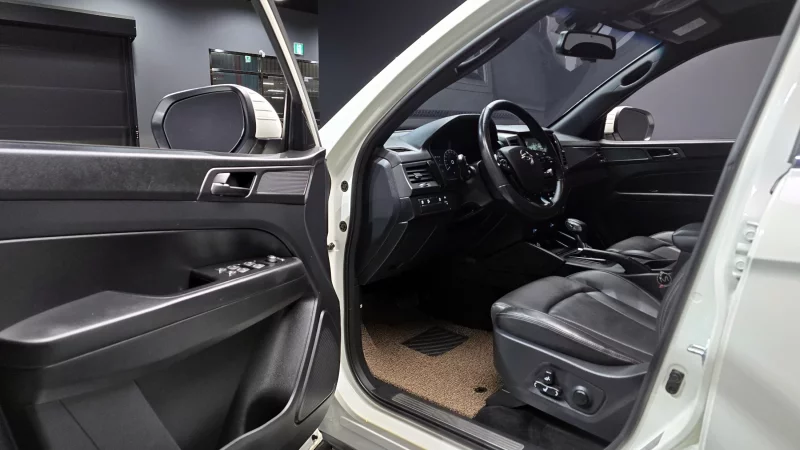 SsangYong Rexton Sports Khan