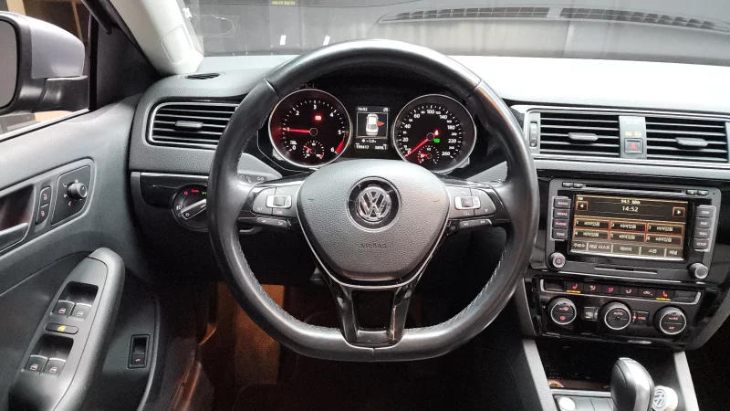 Volkswagen JETTA
