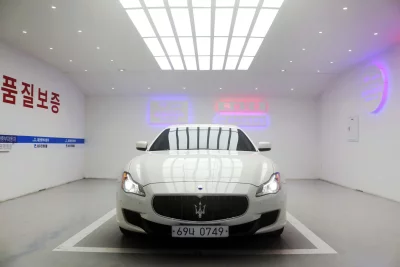 Maserati QUATTROPORTE