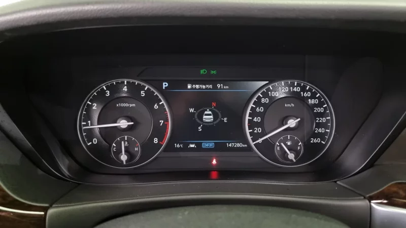 Genesis G90