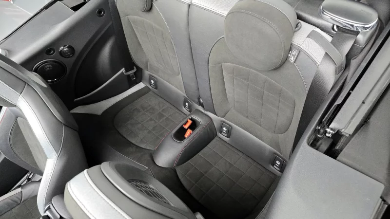 MINI Cooper Convertible