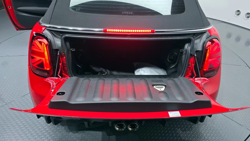 MINI Cooper Convertible