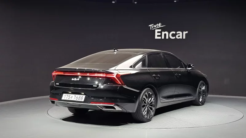 Kia K8