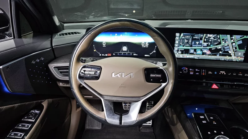 Kia K8