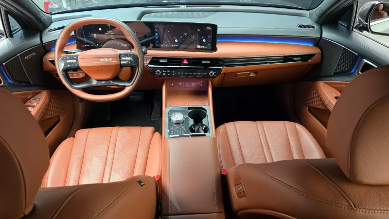 Kia K8