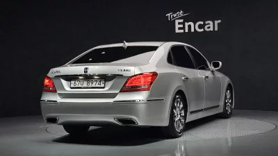 Hyundai Equus