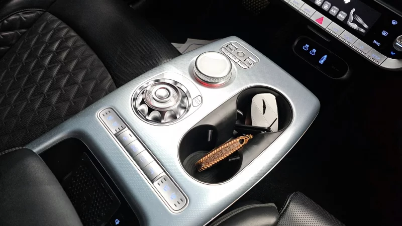 Genesis GV60