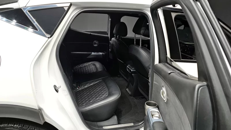 Genesis GV60