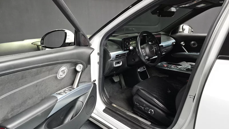 Genesis GV60