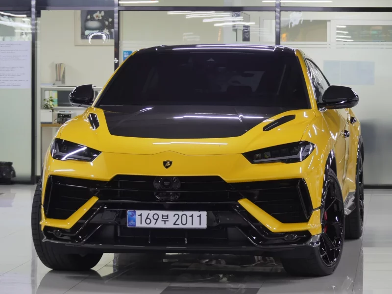 Lamborghini URUS