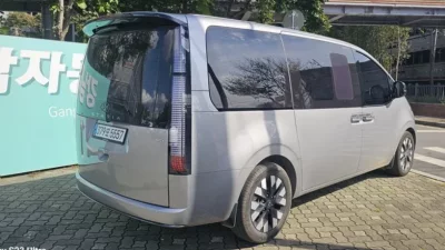 Hyundai Staria