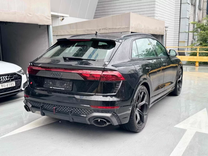 Audi RS Q8