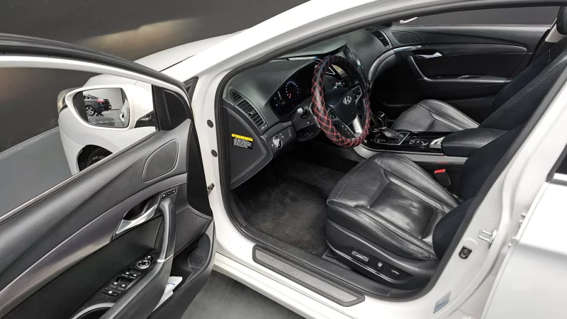 Hyundai I40