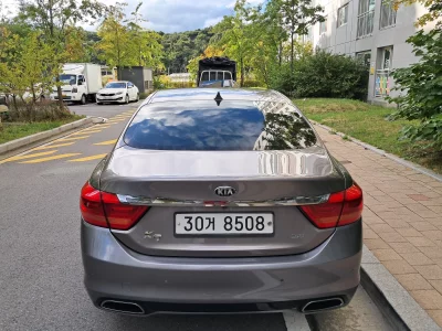 Kia K9