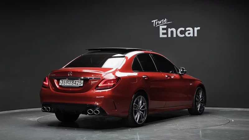 Mercedes-Benz C-Class