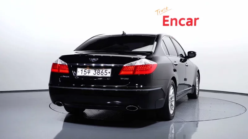Hyundai Genesis