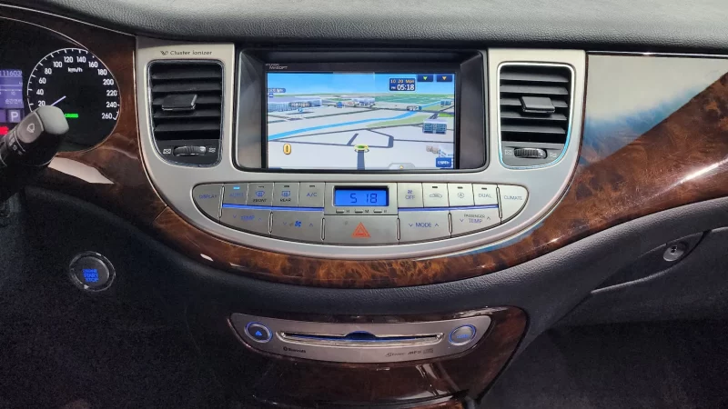 Hyundai Genesis
