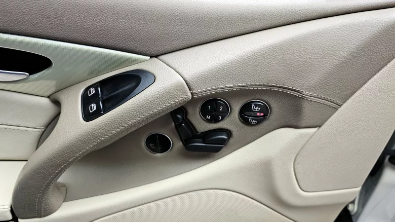 Mercedes-Benz SL-Class