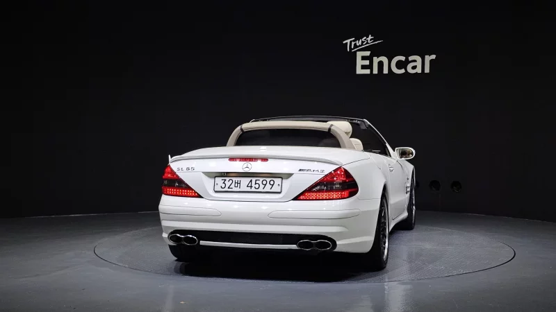 Mercedes-Benz SL-Class