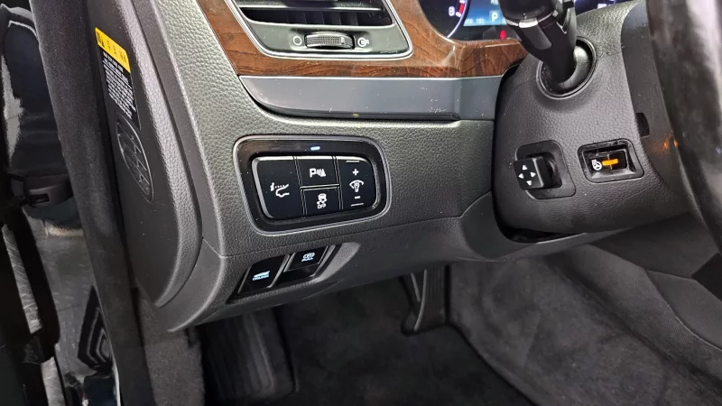 Hyundai Equus