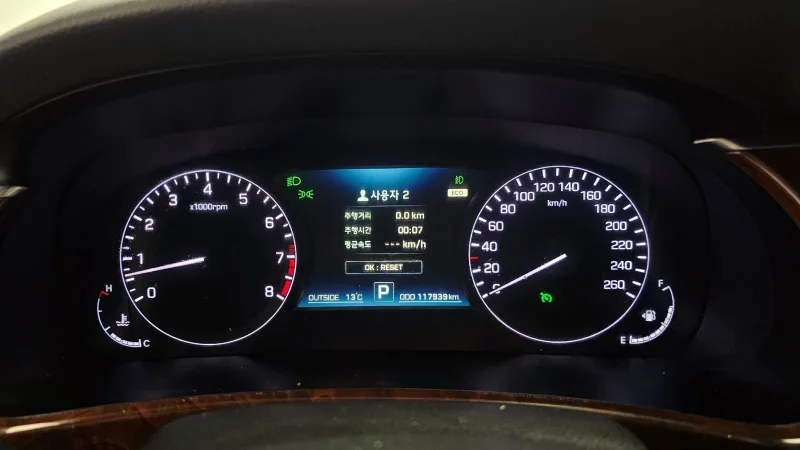 Hyundai Equus