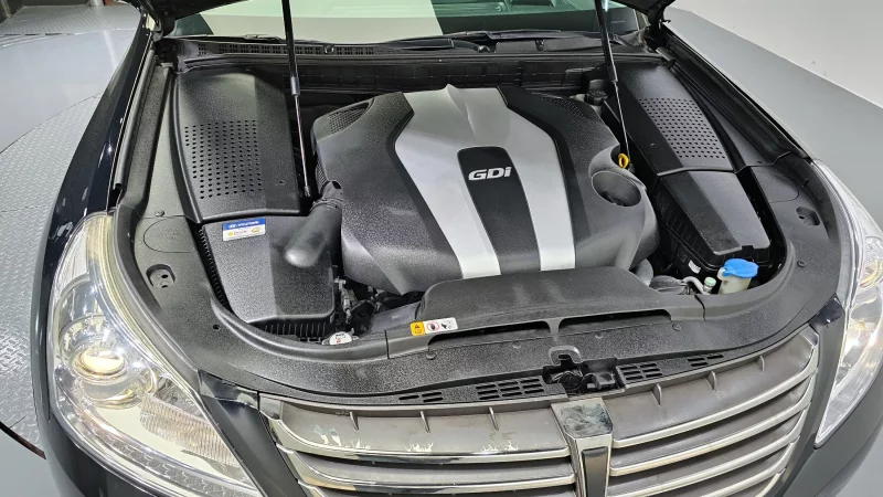 Hyundai Equus