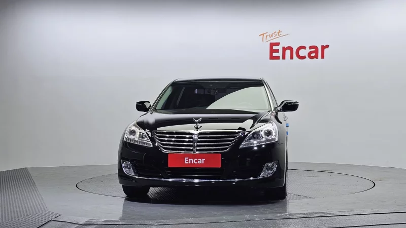 Hyundai Equus