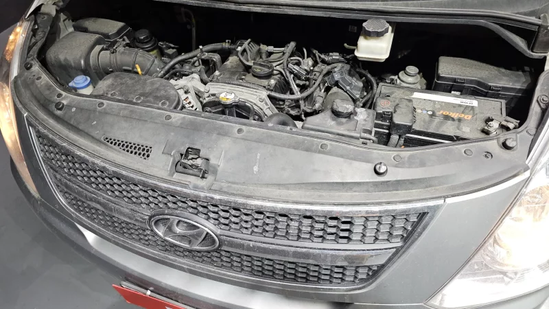 Hyundai Grand Starex