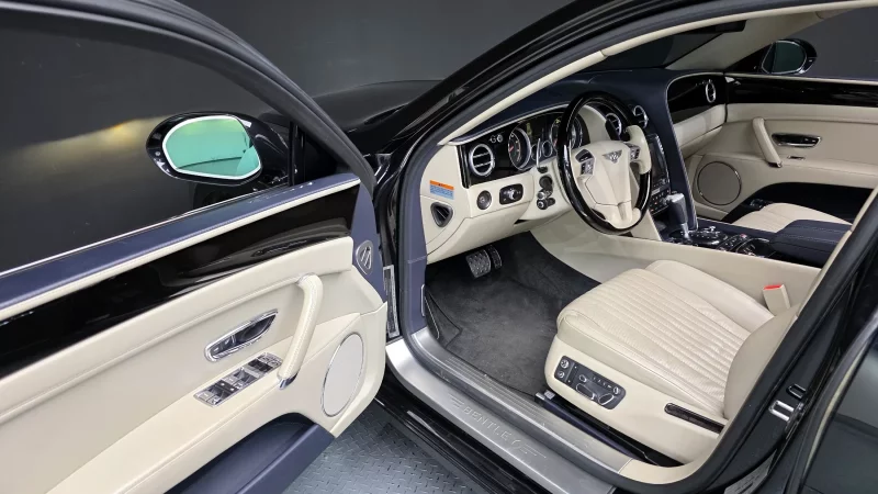 Bentley Flying Spur