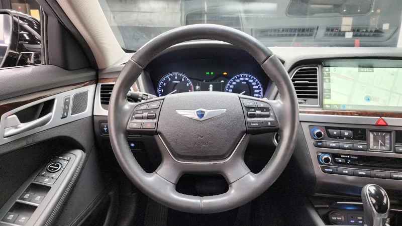 Hyundai Genesis