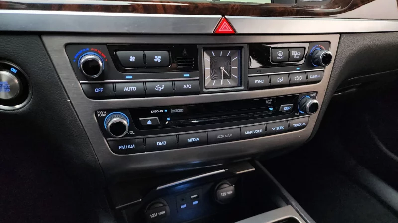 Hyundai Genesis