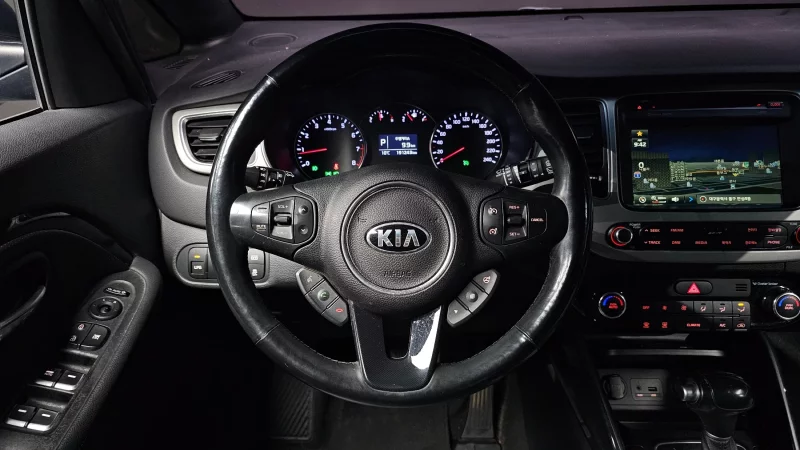 Kia Carens
