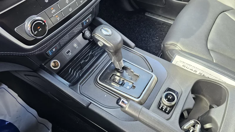 SsangYong Rexton Sports Khan