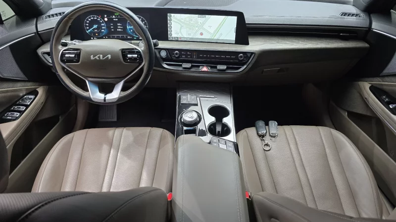 Kia K8
