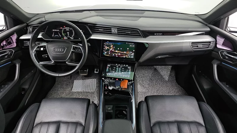 Audi e-tron