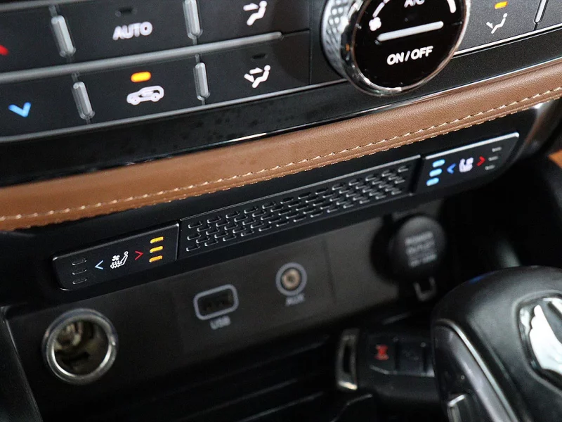 SsangYong Rexton Sports Khan