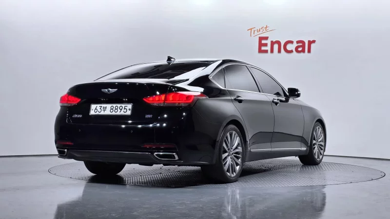 Hyundai Genesis