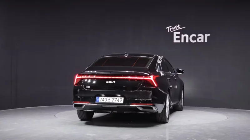 Kia K8