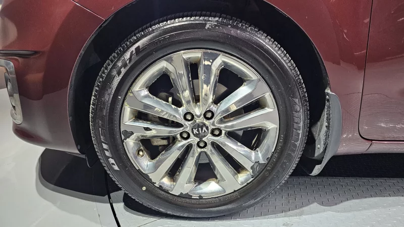 Kia Carnival