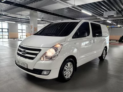 Hyundai Grand Starex
