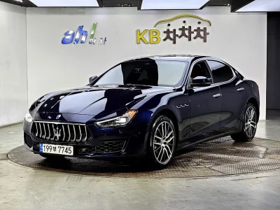 Maserati GHIBLI