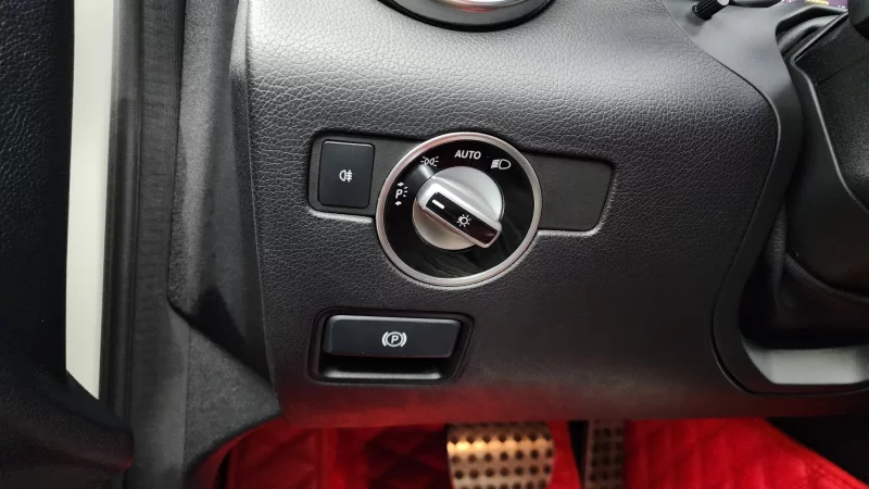 Mercedes-Benz SLK-Class