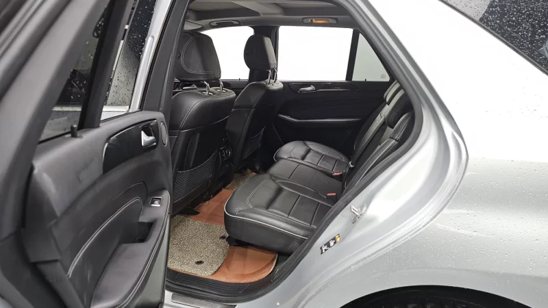 Mercedes-Benz M-class