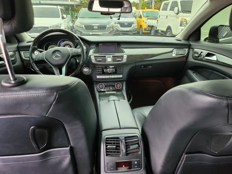 Mercedes-Benz CLS-Class