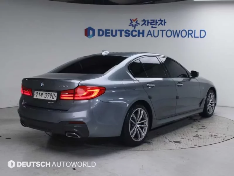 BMW 5-Series
