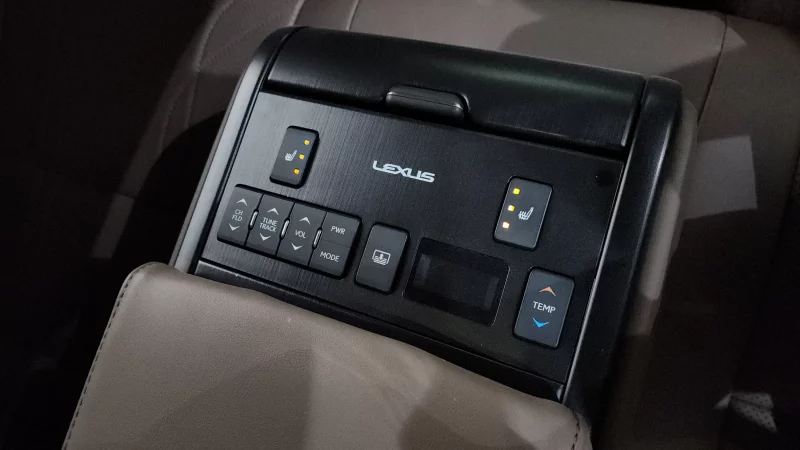 Lexus ES300h