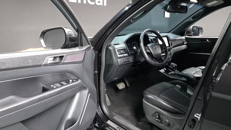 SsangYong Rexton Sports