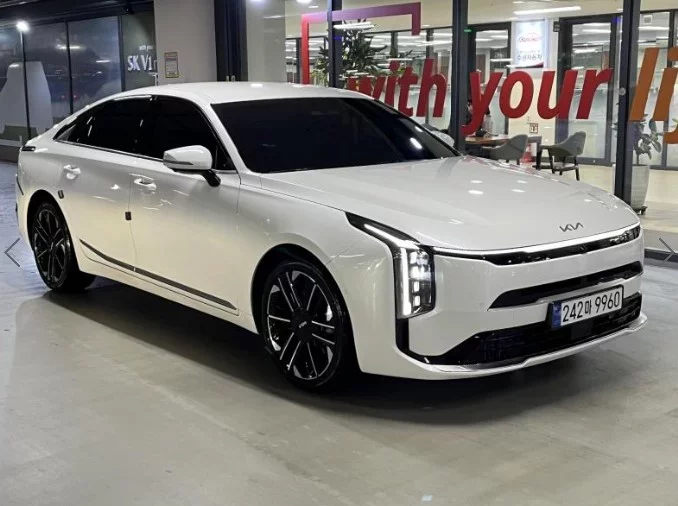 Kia K8