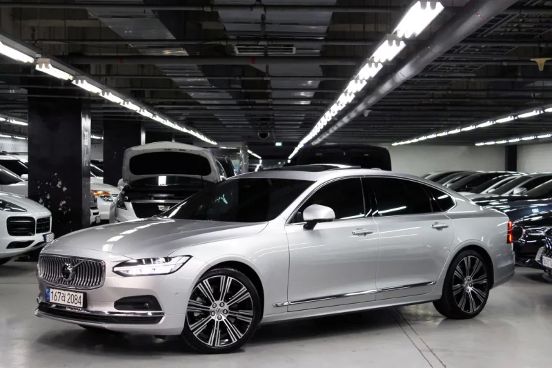 Volvo S90